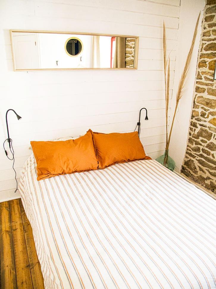 Le Cinquante Bed and Breakfast Groix Exteriör bild